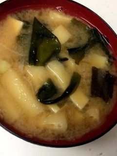 基本の味噌汁〜じゃがいもと油揚げ-レシピのメイン写真