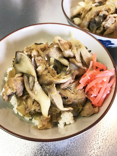 舞茸入り生姜焼き丼-レシピのメイン写真