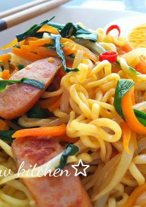 サッポロ一番アレンジ☆ピリ辛みそ焼きそば-レシピのメイン写真