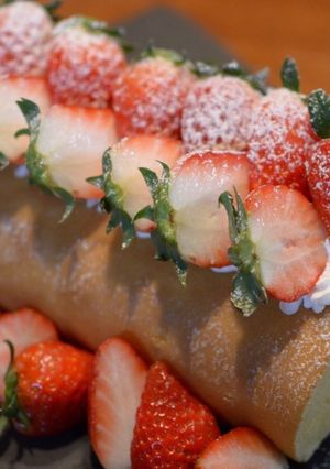 イチゴのロールケーキ-レシピのメイン写真