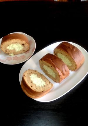 素朴な味わい＊黒糖と粉茶のシフォンロール-レシピのメイン写真