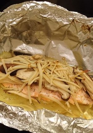 鮭とキノコのホイル焼き-レシピのメイン写真