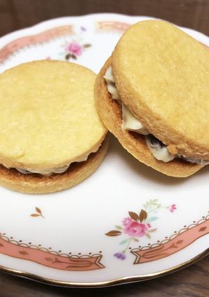 サクうま♡レーズンバターサンドクッキー-レシピのメイン写真