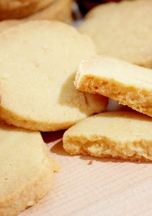 材料３つ♪ホワイトチョコレートクッキー-レシピのメイン写真