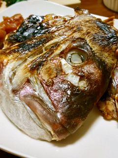 安くて簡単!鯛のアラ塩焼きを美味しく!-レシピのメイン写真