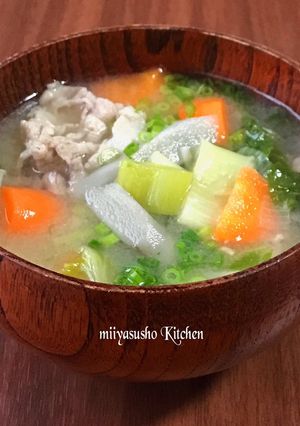 勿体無い精神野菜クズで豚汁-レシピのメイン写真