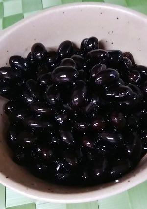 ことこと煮て放置✖5=お正月黒豆煮-レシピのメイン写真