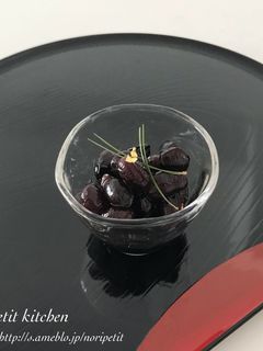 簡単<おせち>炊飯器de黒豆煮♡-レシピのメイン写真