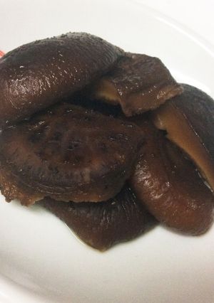 おせちに〜干ししいたけの含め煮-レシピのメイン写真