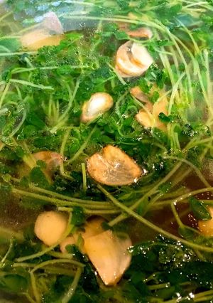 元気もりもり！豆苗のにんにくスープ-レシピのメイン写真