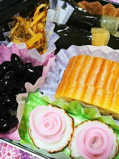 おせち料理(詰めただけ)-レシピのメイン写真