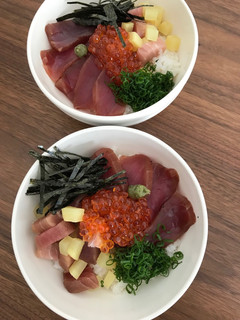 燻製中トロのトロたくと漬け赤身のマグロ丼-レシピのメイン写真