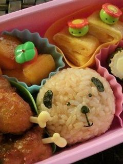 材料3つで簡単★犬のデコおにぎり弁当-レシピのメイン写真