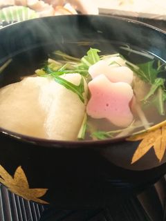 最上の出汁に根菜の旨味たっぷりのお雑煮-レシピのメイン写真
