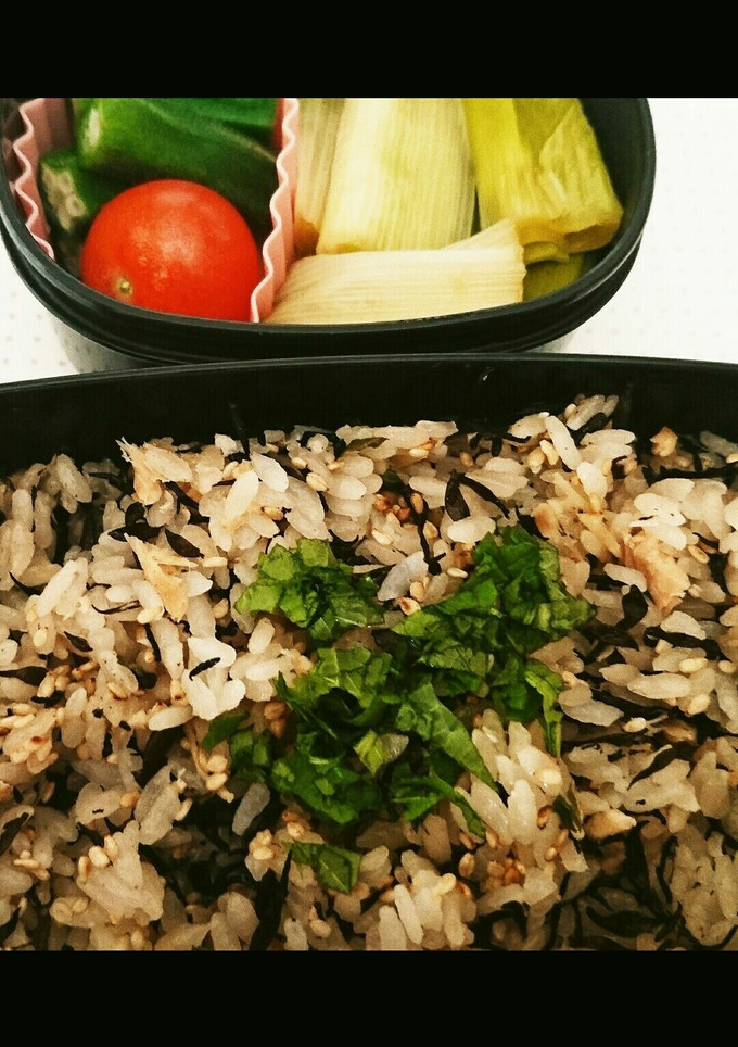鮭缶☆炊き込みごはん-レシピのメイン写真
