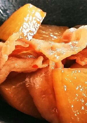 大根と豚バラの甘辛炒め煮♪-レシピのメイン写真