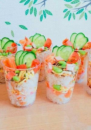 プラスチックカップで簡単！ちらし寿司-レシピのメイン写真