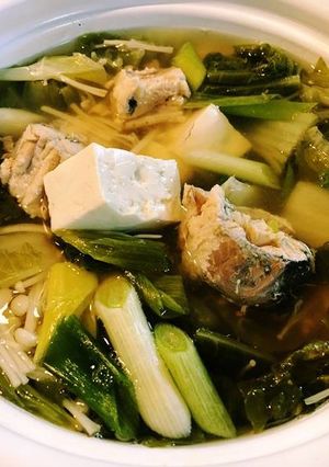 鮭缶で簡単★白菜たっぷり石狩鍋-レシピのメイン写真