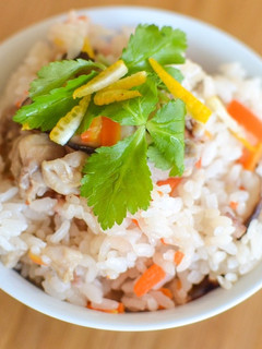 お雑煮の余りで作る具沢山炊き込みご飯-レシピのメイン写真