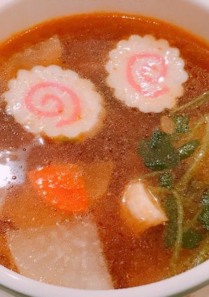 お雑煮に飽きたら、同じ材料でトムヤム雑煮-レシピのメイン写真