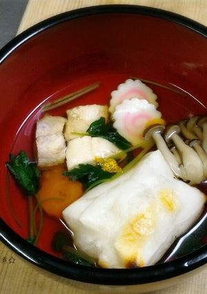 簡単おせち♪柚子の皮で香る関東風のお雑煮-レシピのメイン写真