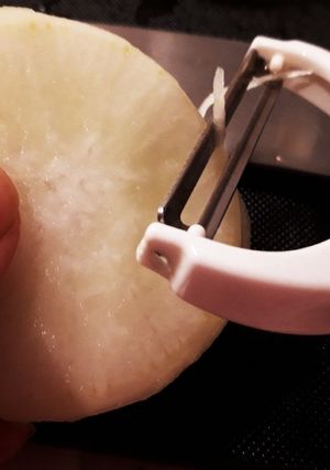 ピーラーで簡単きれいに面取り-レシピのメイン写真