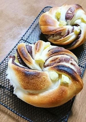 栗の甘露煮入りのあんぱん-レシピのメイン写真
