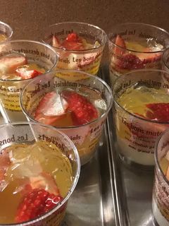 ミルクプリンといちごとフルーツジュレ-レシピのメイン写真