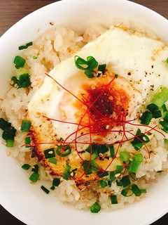 炊飯器で簡単★豚肉と玉ねぎの中華飯-レシピのメイン写真