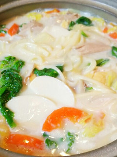 シチュー風味の鍋やきうどん-レシピのメイン写真