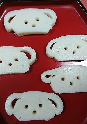 可愛い❤️戌年の蒲鉾飾り切り-レシピのメイン写真