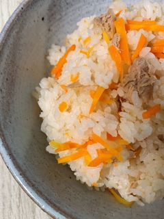 人参ツナ炊き込みご飯(無水鍋QC使用)-レシピのメイン写真