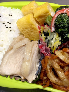 旦那弁当⑪風邪ぶり返した旦那へビタミンを-レシピのメイン写真