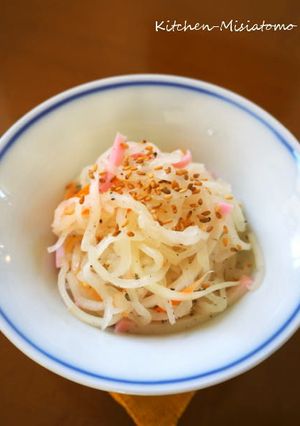 おせちリメイク☆なますと蒲鉾のナムル風-レシピのメイン写真