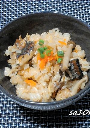 秋味たっぷり！サンマの炊き込みご飯！-レシピのメイン写真