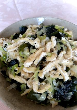 長ネギと薄揚げとワカメの梅酢炒め-レシピのメイン写真