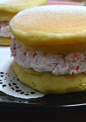 いちごクリームのホットケーキサンドイッチ-レシピのメイン写真