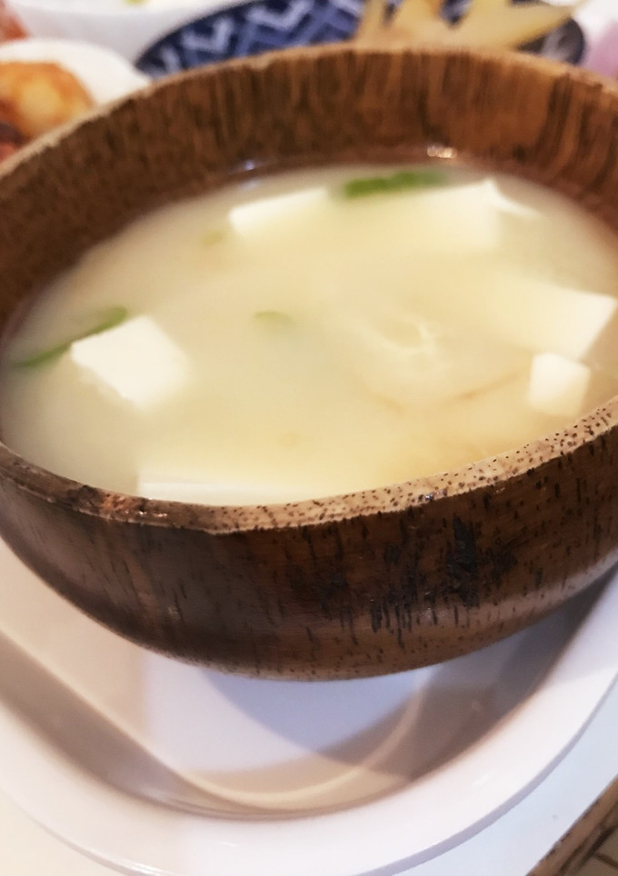 定番お豆腐と薄揚げの味噌汁-レシピのメイン写真