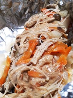 野菜たっぷり鮭のホイル焼き-レシピのメイン写真