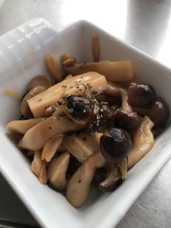 キノコのマリネ-レシピのメイン写真