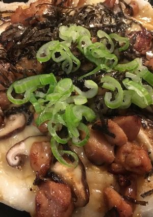お正月食材の残りでネギ照り和風餅ピザ-レシピのメイン写真