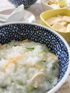 おかわり必至☆鶏と貝柱入り中華七草がゆ-レシピのメイン写真