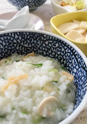 おかわり必至☆鶏と貝柱入り中華七草がゆ-レシピのメイン写真