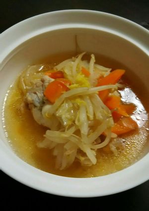 圧力鍋で時短。鶏手羽元と野菜スープ。-レシピのメイン写真