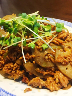 蓮根と豚ミンチの中華風炒め-レシピのメイン写真