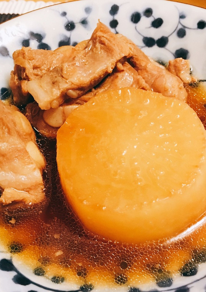 味しみ豚バラ軟骨と柔らか大根の煮込み-レシピのメイン写真