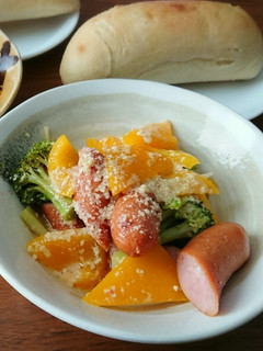 レンジだけ!チーズが美味しいホットサラダ-レシピのメイン写真