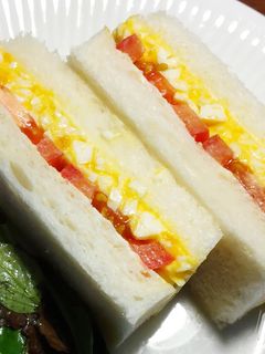 トマト入り たまごサンド-レシピのメイン写真