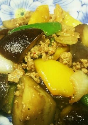 ナス、ピーマンと挽肉の中華風味噌炒め-レシピのメイン写真