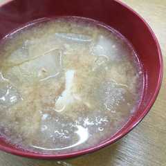 รูปของ 河原のかもうりと鶏がらのみそ汁